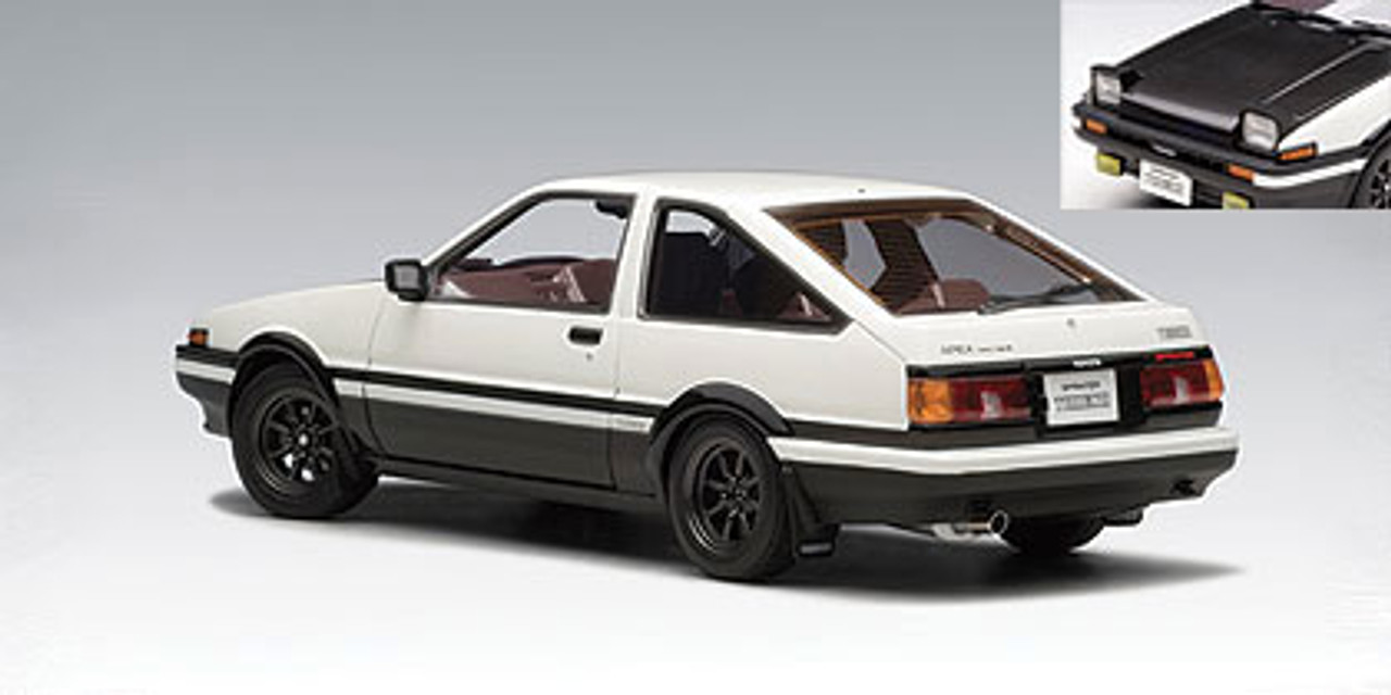 1/18 AUTOart Toyota Sprinter Trueno AE86 Special Tuned Version (White with  Black Bonnet) Car Model