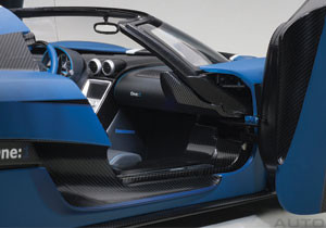1/18 AUTOart Koenigsegg ONE:1 (Matte Imperial Blue with Carbon