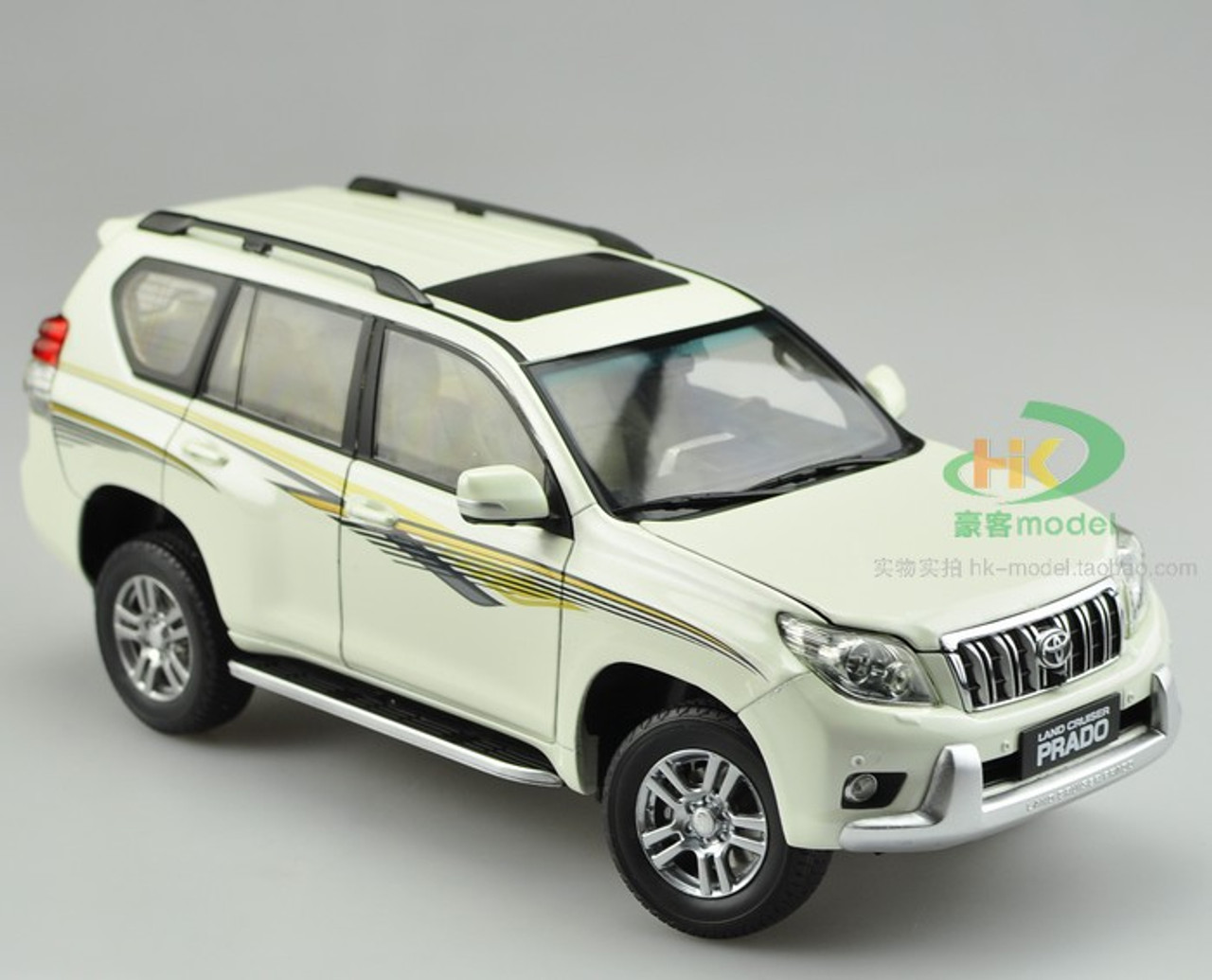 1/18 Dealer Edition Toyota Prado (White w/ Stripes) Diecast Car Model