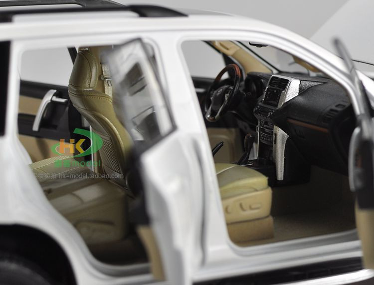 1/18 Dealer Edition Toyota Prado (White) Diecast Car Model