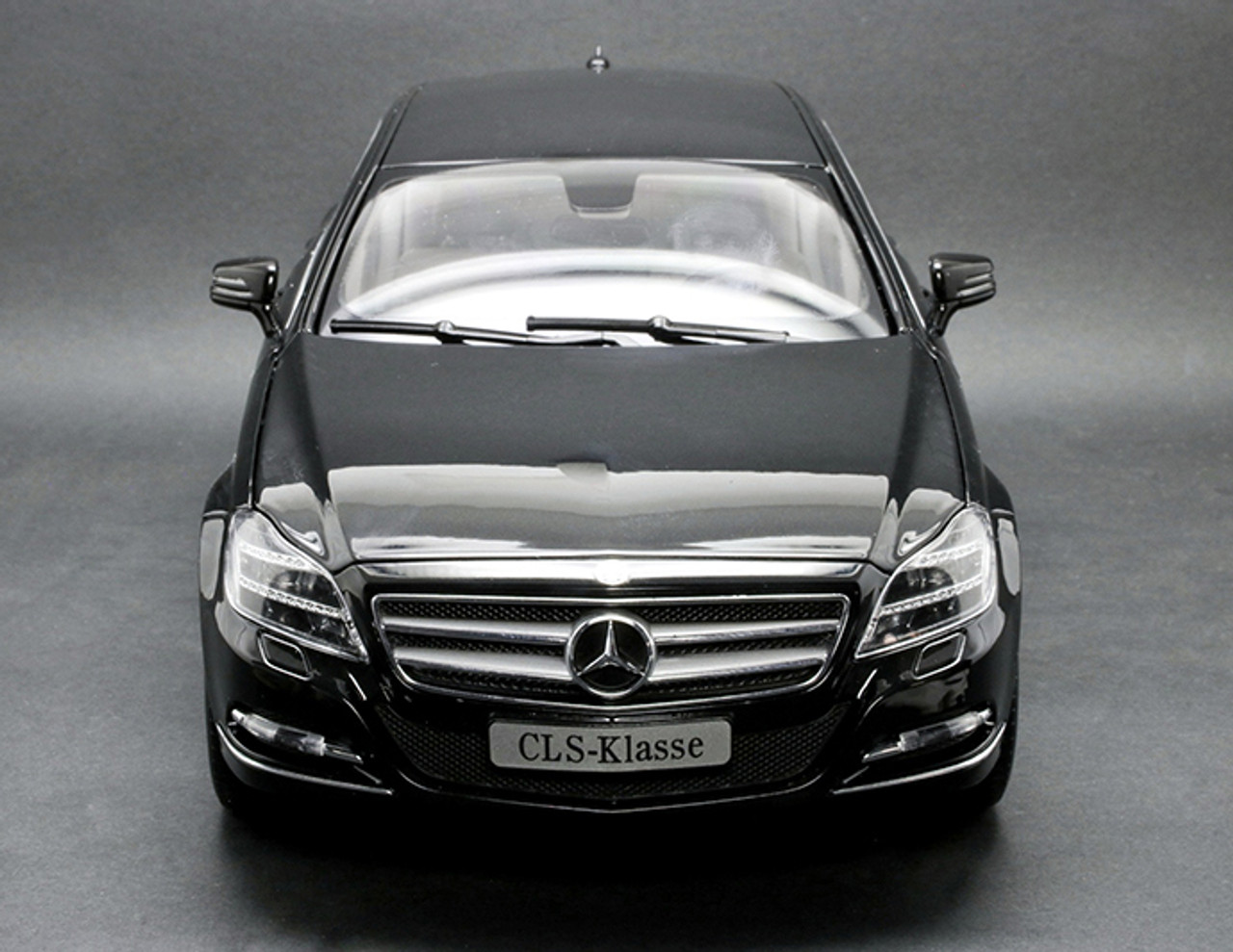 1/18 Norev Mercedes-Benz MB CLS CLS-Class CLS-Klasse (Black 