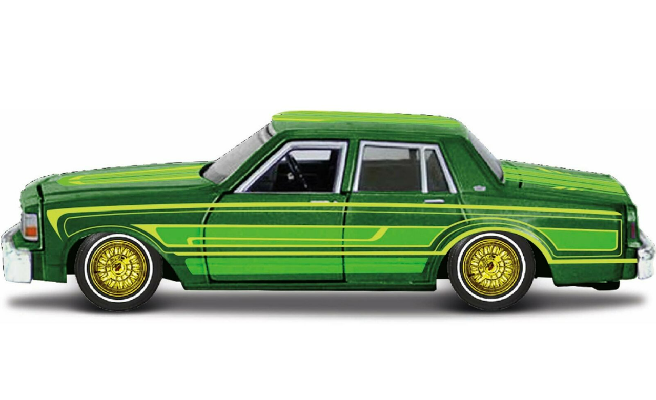 1/24 Maisto 1987 Chevrolet Chevy Caprice Low Rider (Green) Diecast Car Model