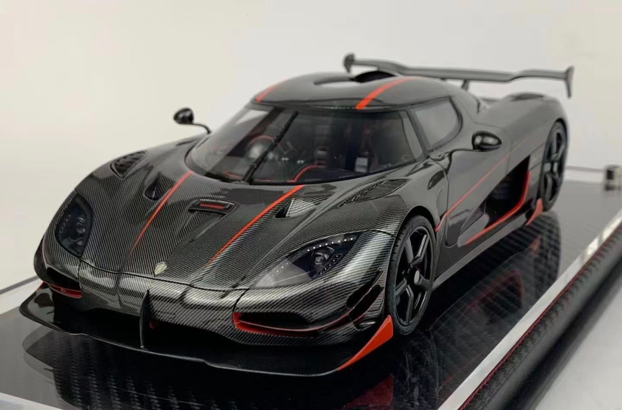1/18 Frontiart Koenigsegg Agera RS Genesis (Carbon Black with Red Accent) Resin Car Model Limited 500 Pieces