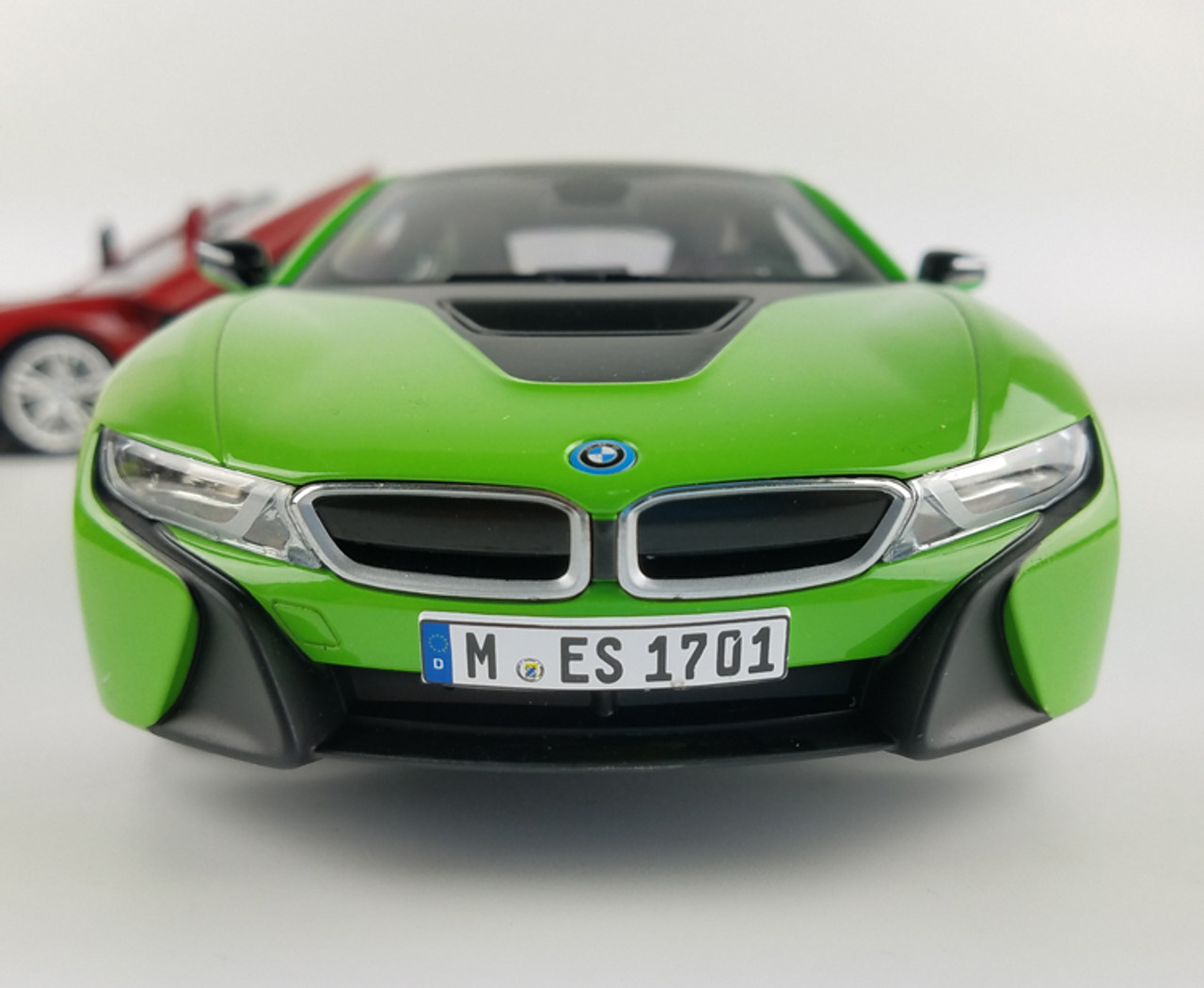 1/18 Dealer Edition BMW i8 (Green) Diecast Car Model