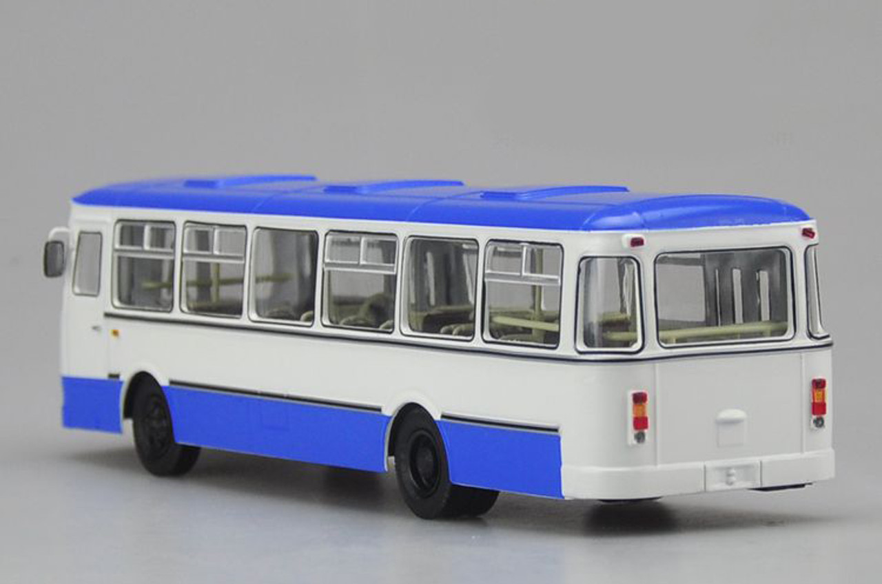 1/43 Dealer Edition 677M Russia Bus (Blue) Diecast Car Model