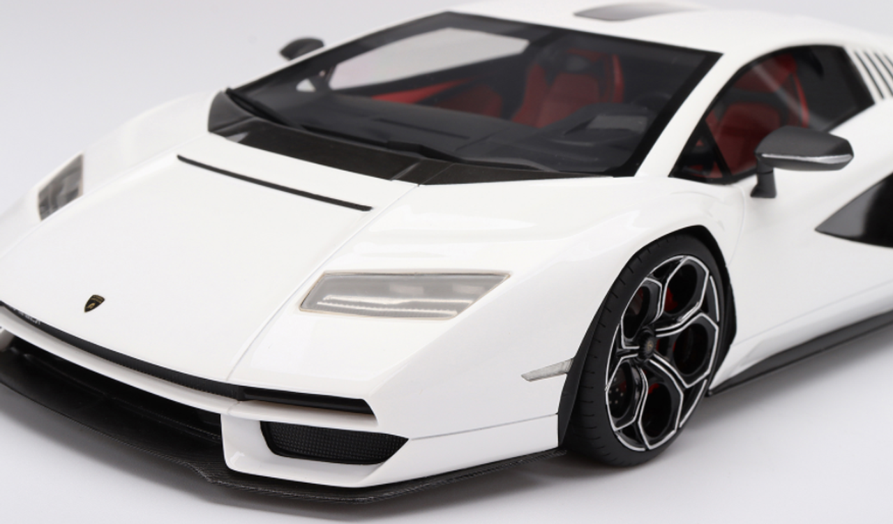 Lamborghini Countach LPI 800-4 White with Black Accents and Red Interior  Special Edition 1/18 Diecast Model Car by Maisto