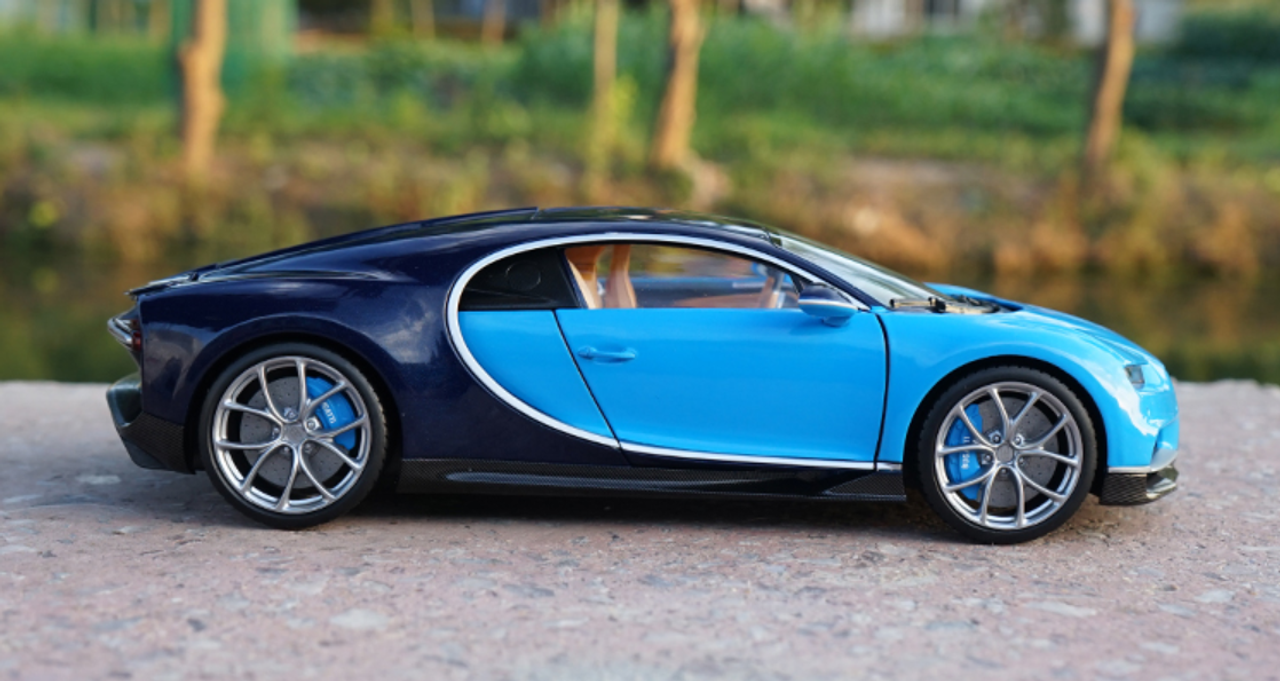 1/18 GTAUTOS GTA Bugatti Chiron (Blue) Diecast Car Model