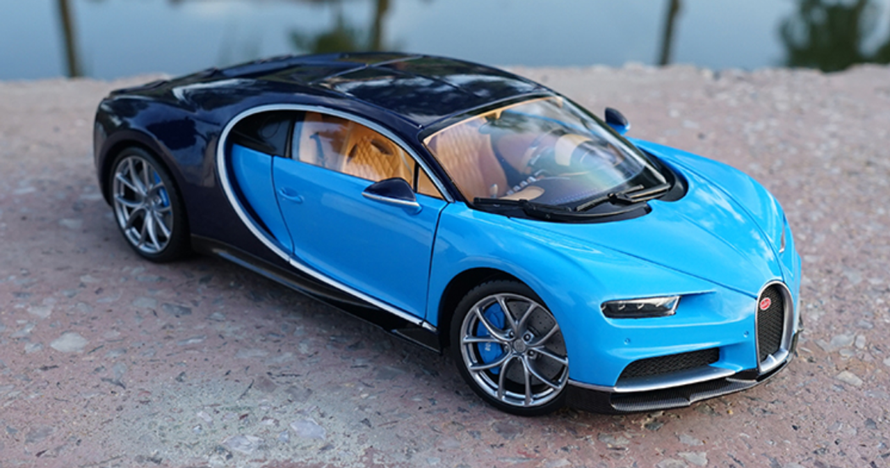 1/18 GTAUTOS GTA Bugatti Chiron (Blue) Diecast Car Model