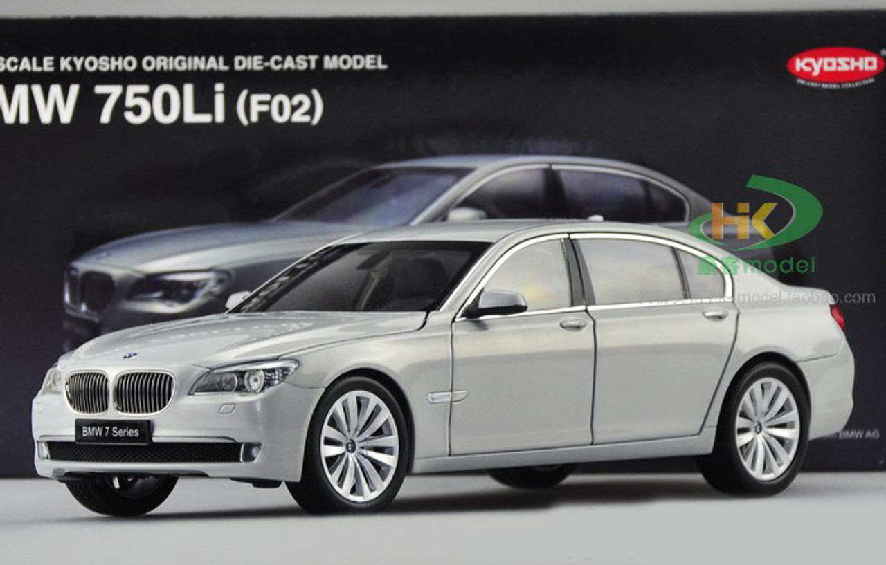 1/18 Kyosho BMW F02 7 Series 750Li (Silver) Diecast Car Model 