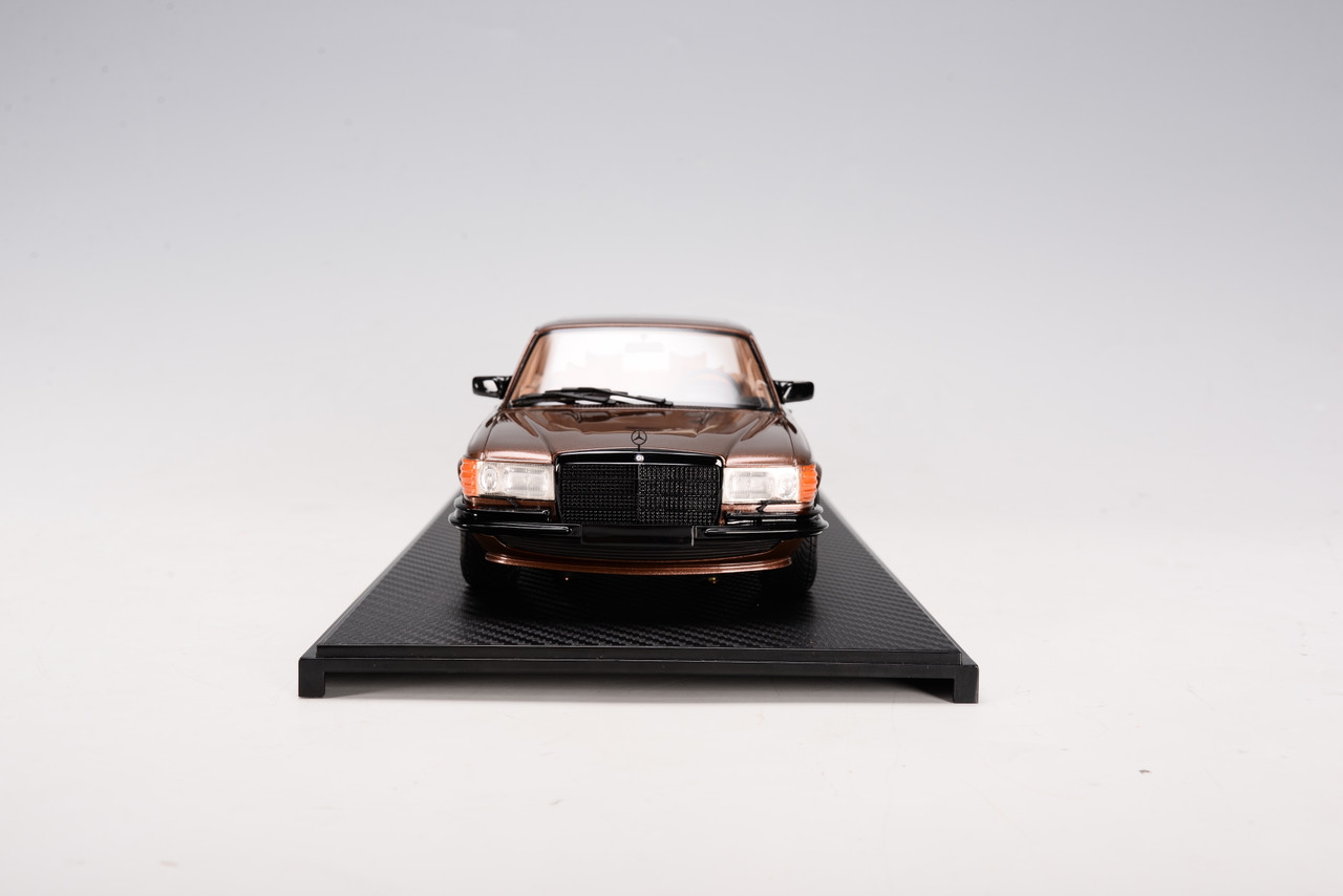 1/18 Ivy Mercedes-Benz 450 SEL 6.9 AMG (Chocolate Brown) Resin Car Model Limited 99 Pieces