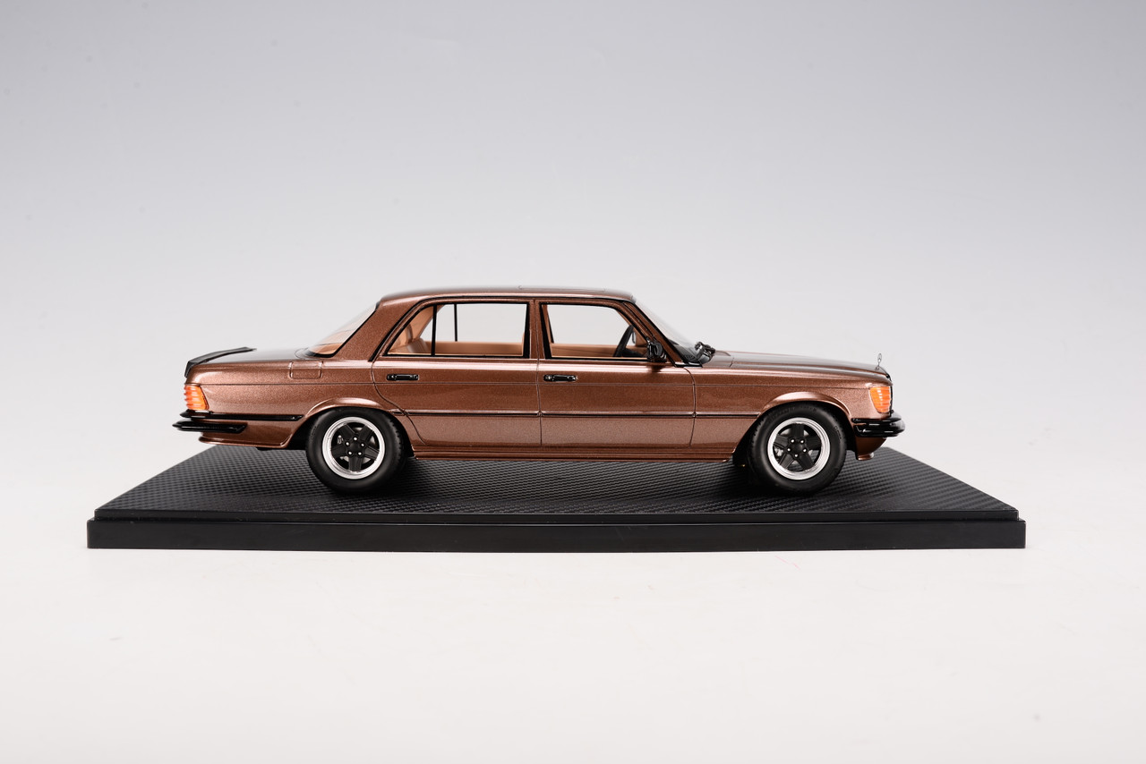 1/18 Ivy Mercedes-Benz 450 SEL 6.9 AMG (Chocolate Brown) Resin Car Model Limited 99 Pieces