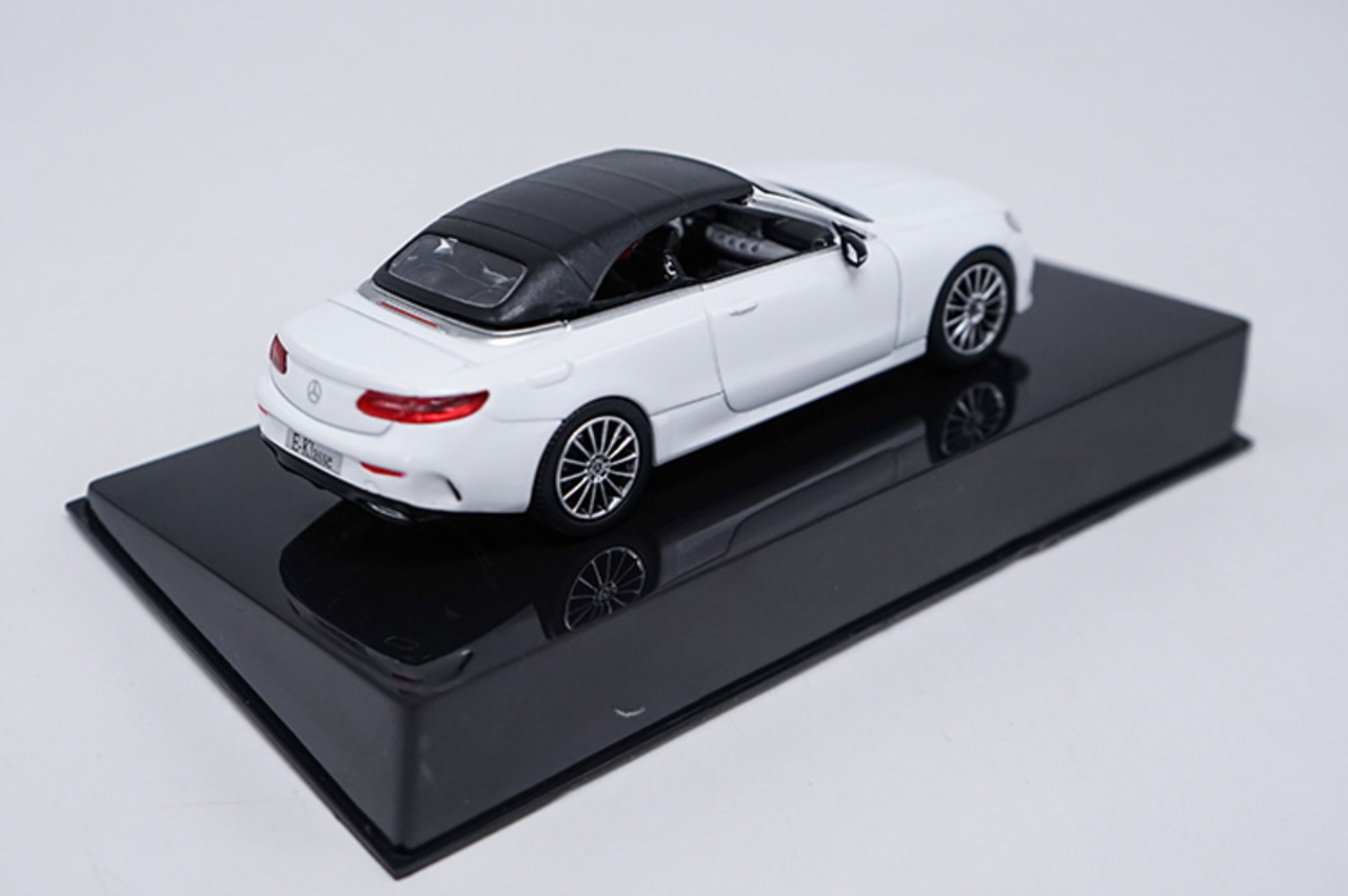 1/43 Dealer Edition Mercedes-Benz MB E-Class E-Klasse Convertible (White) Diecast Car Model