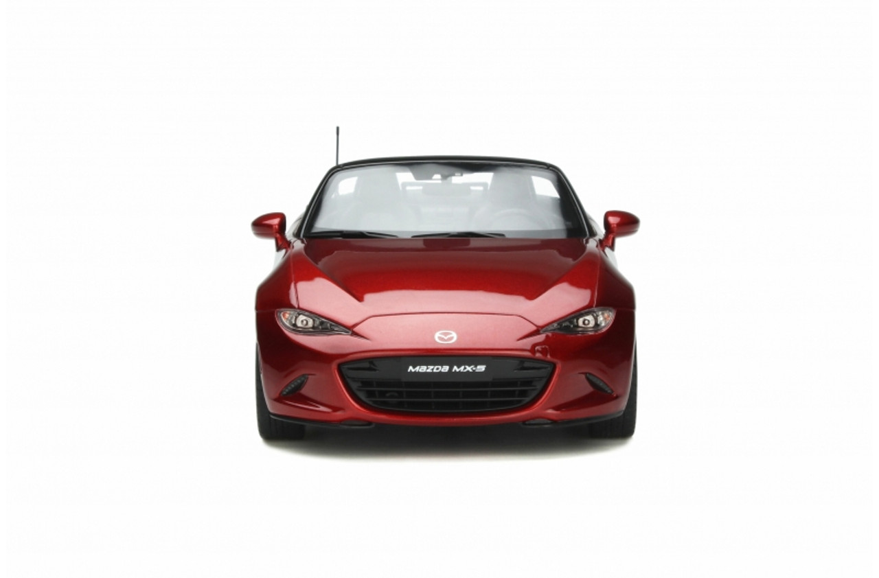 Mazda MX-5 1/18 スケールモデル 1/18 Kyosho Mazda MX-5 MX5 Miata Roadster (Red) Resin Car