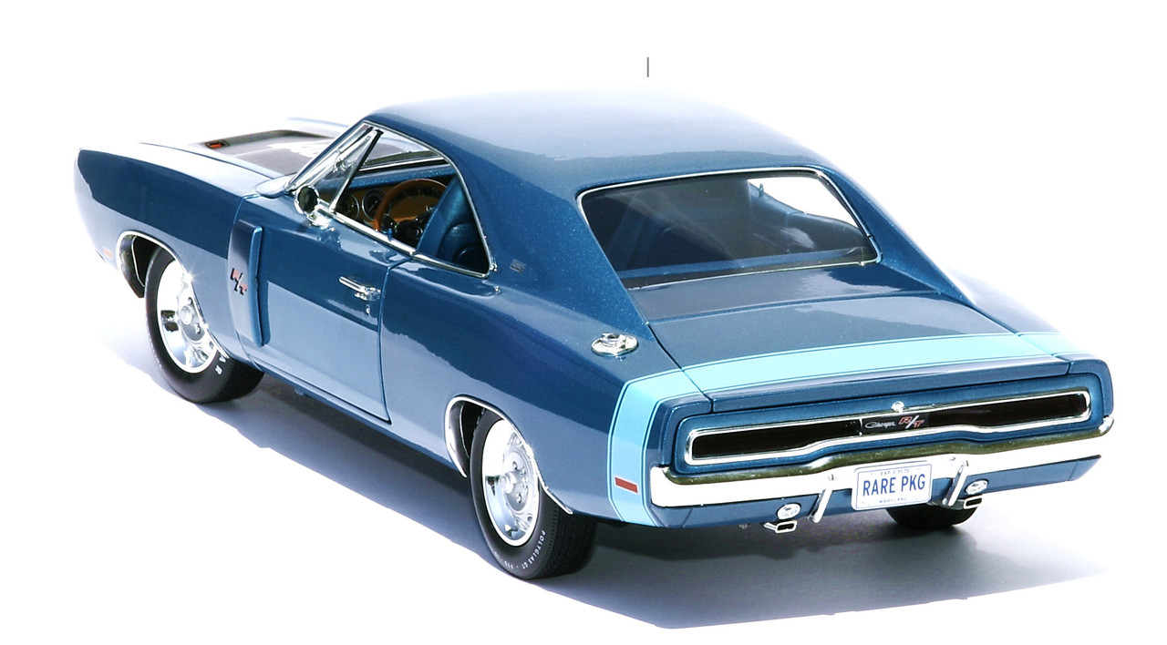 1/18 Auto World 1970 Dodge Charger R/T SE (Blue) Diecast Car Model