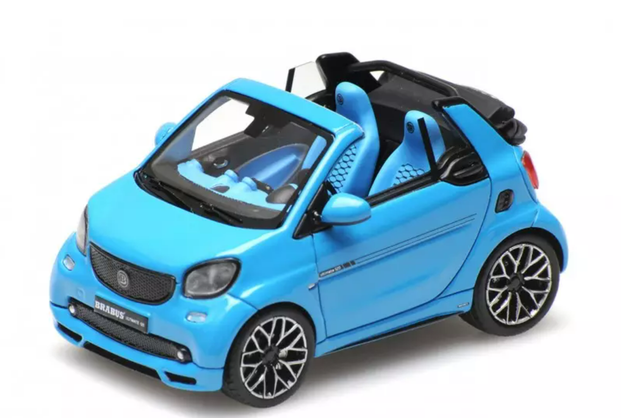 1/43 Minichamps Smart Brabus Ultimate 125 Cabriolet (Blue) Car Model