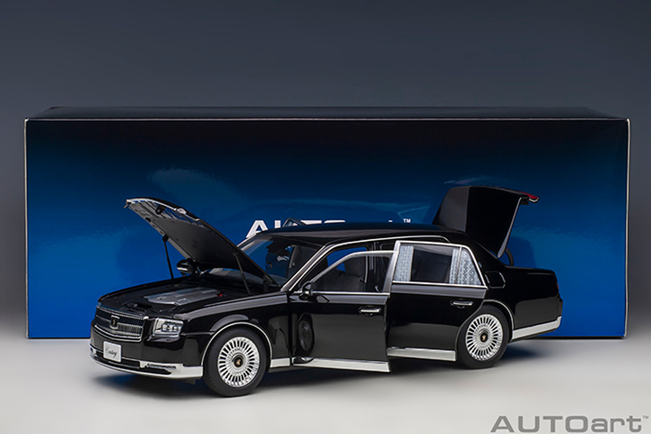 1/18 AUTOart Toyota Century Special Edition with Curtain (Black) Car Model
