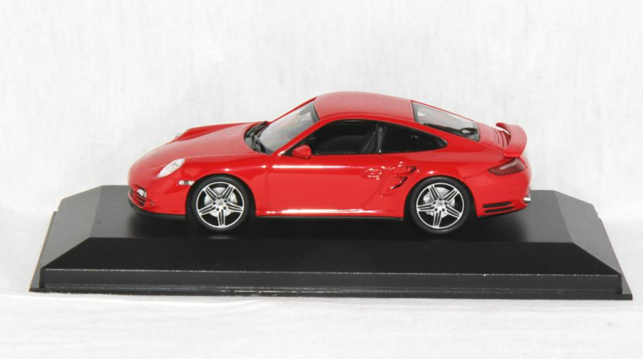 1/43 Minichamps 2006 Porsche 911 (997) Turbo (Red) Car Model