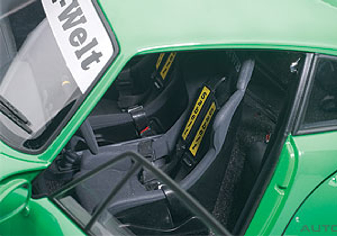 1/18 AUTOart Porsche 911 RWB 993 (GREEN/GUN GREY WHEELS