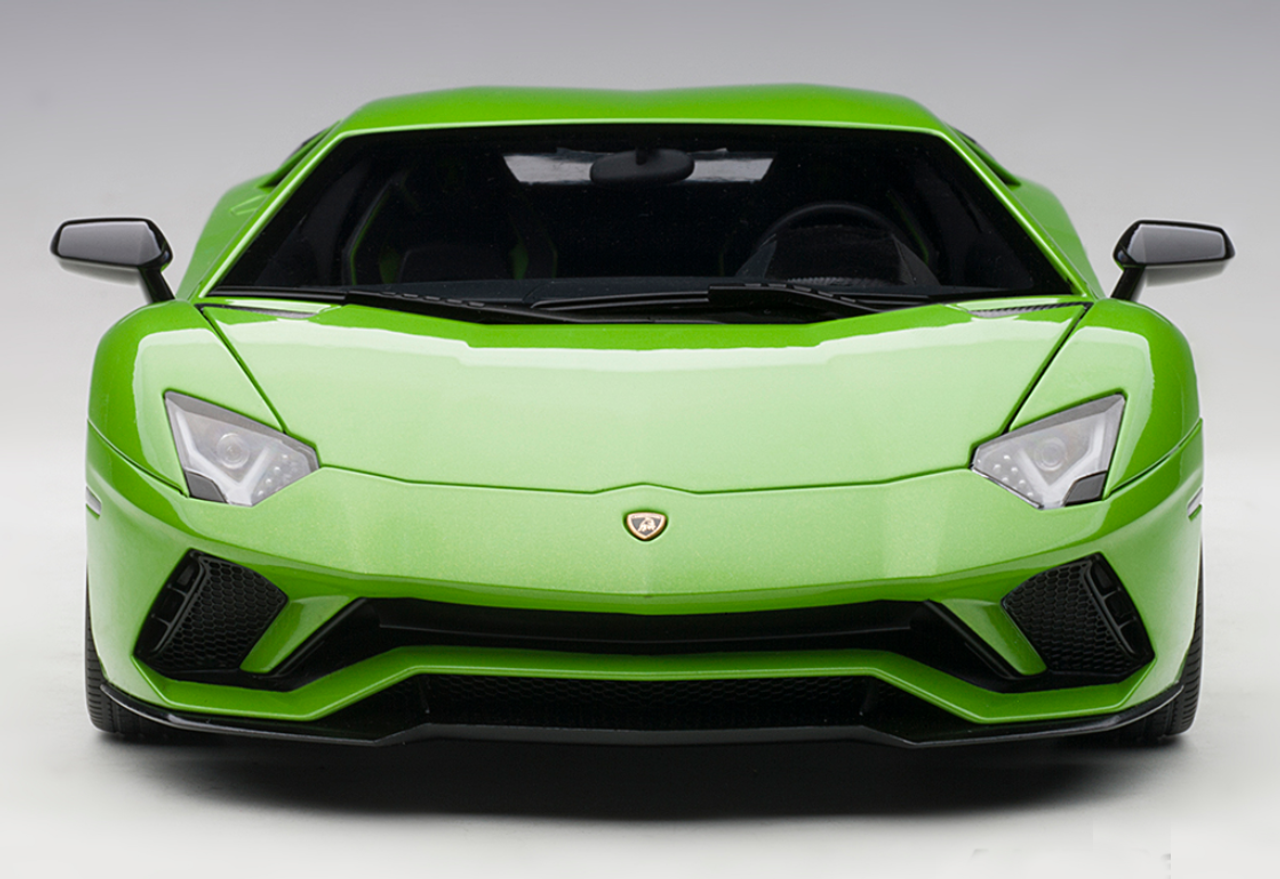 Lamborghini Verde Mantis