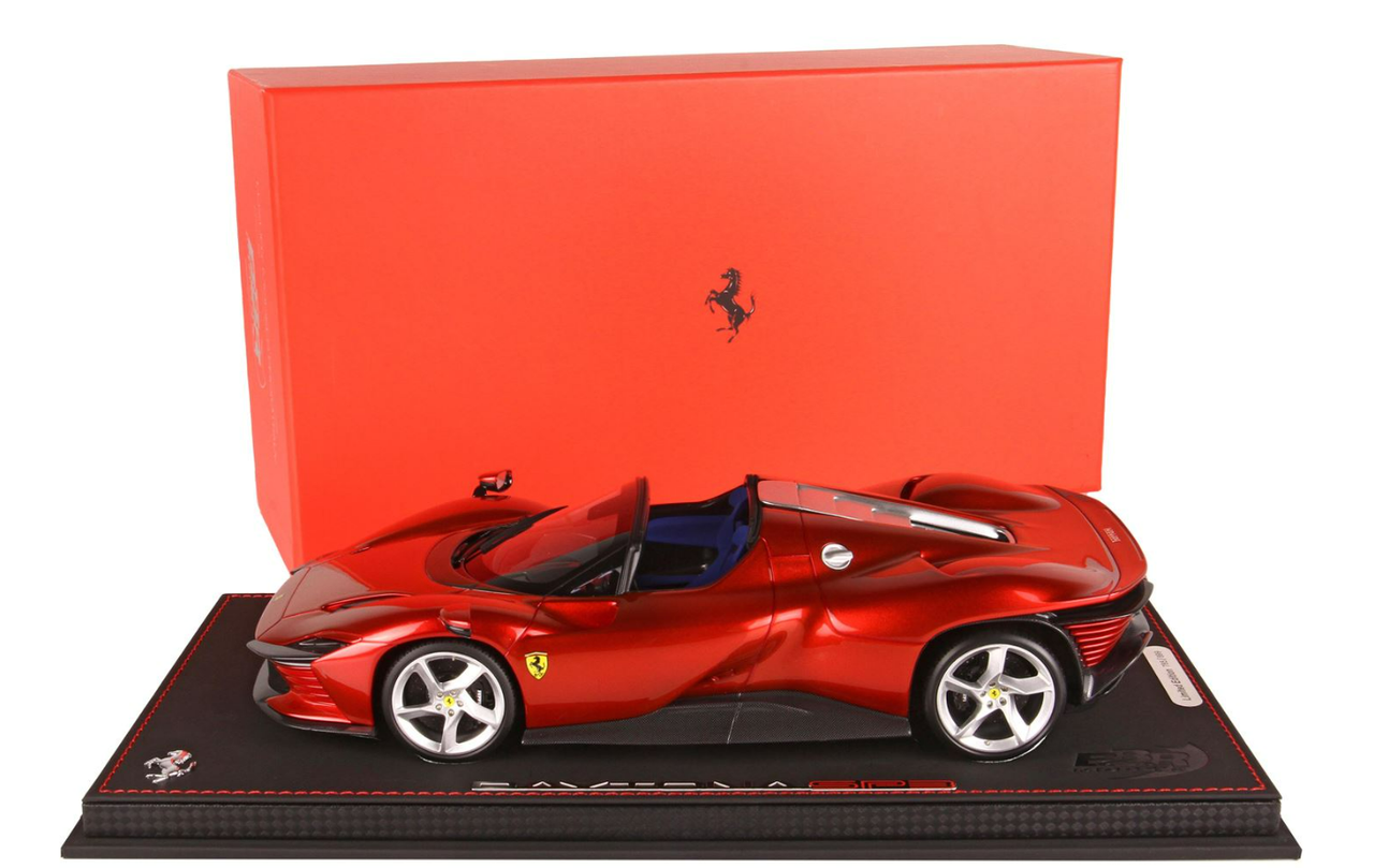 逸品】 Daytona Ferrari SP3 キット ブロック 1:8 模型