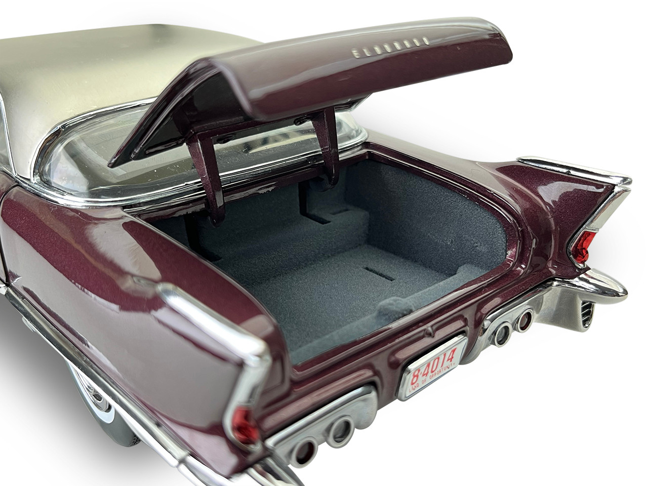 1/18 Sunstar 1957 Cadillac Eldorado Brougham (Castle Maroon Dark Red) Diecast Car Model