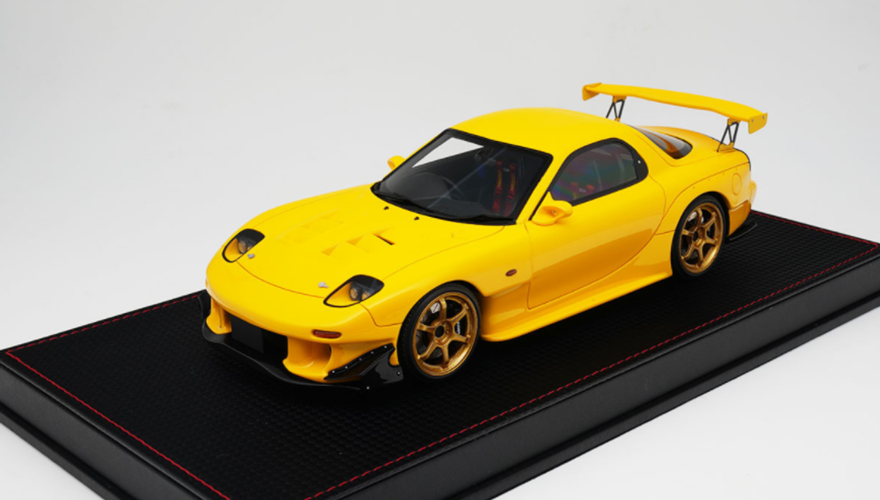 1/18 Polar Master  Mazda RX-7 Yellow Resin Mode Resin Car Model