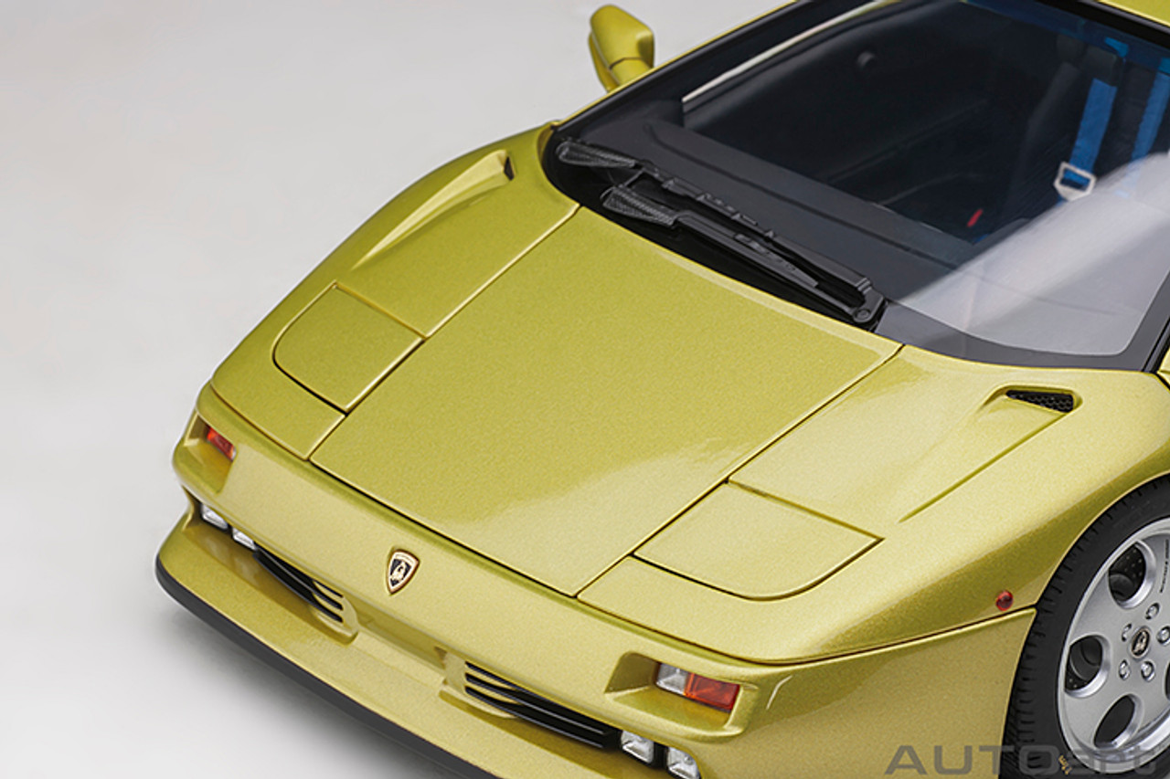 1/18 AUTOart Lamborghini Diablo SE30 Giallo Spyder (Metallic