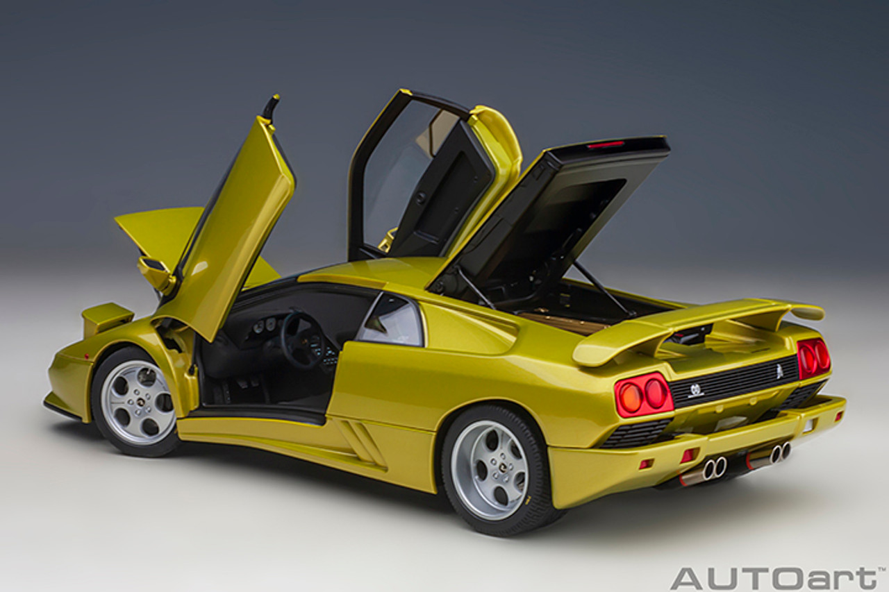 完璧 車 ＡＵＴＯ・Ａｒｔ 1/18 Ｌａｍｂｏｒｇｈｉｎｉ Ｄｉａｂｌｏ 