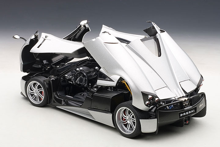1/18 AUTOart Pagani Huayra (Silver) Car Model - LIVECARMODEL.com