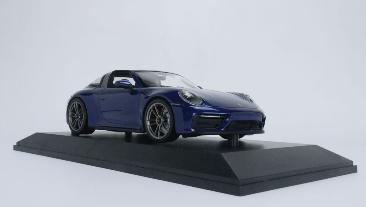 1/18 Minichamps 2021 Porsche 911 (992) Targo 4 GTS (Blue Metallic) Car Model