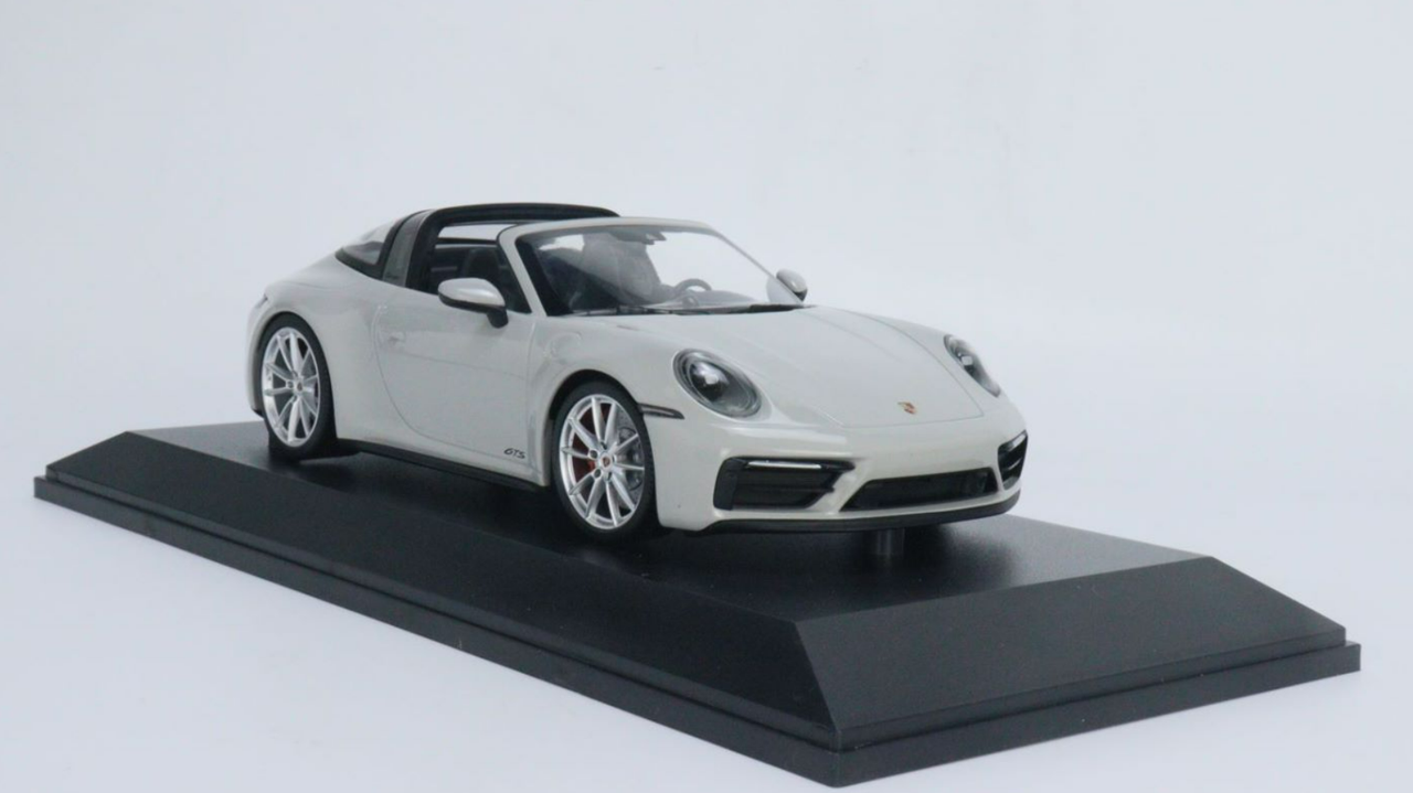 1/18 Minichamps 2021 Porsche 911 (992) Targo 4 GTS (Grey) Car Model ...