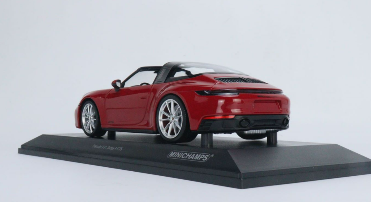 1/18 Minichamps 2021 Porsche 911 (992) Targo 4 GTS (Red) Car Model