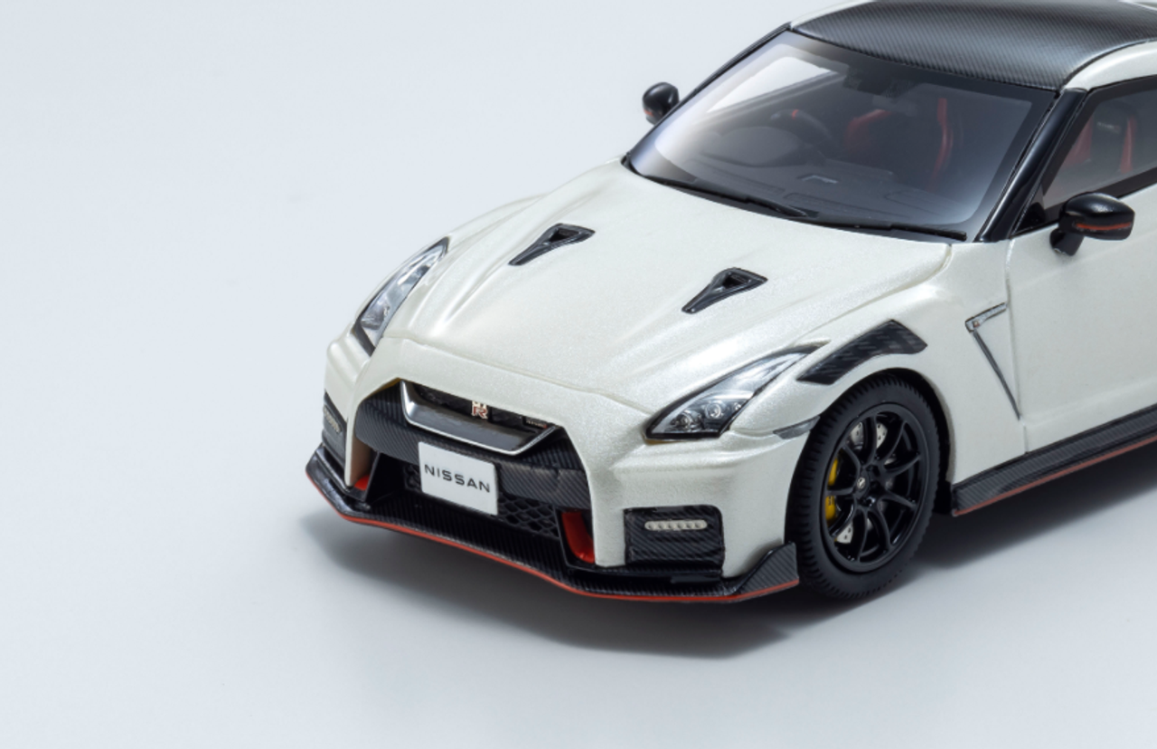 1/43 Kyosho Nissan GT-R NISMO Special edition 2022  White Resin 