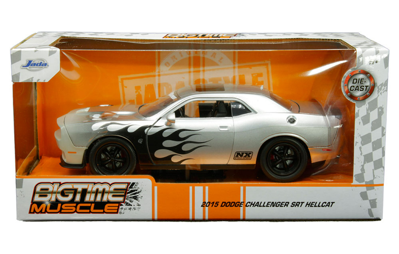 1/24 Jada 2015 Dodge Challenger SRT Hellcat (Silver with Black Flames) Diecast Car Model