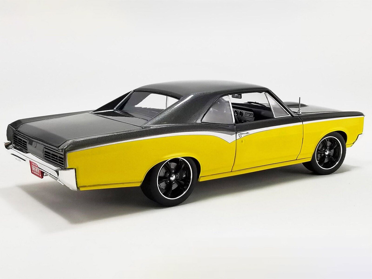 1/18 ACME 1966 Pontiac GTO Restomod (Yellow) Diecast Car Model