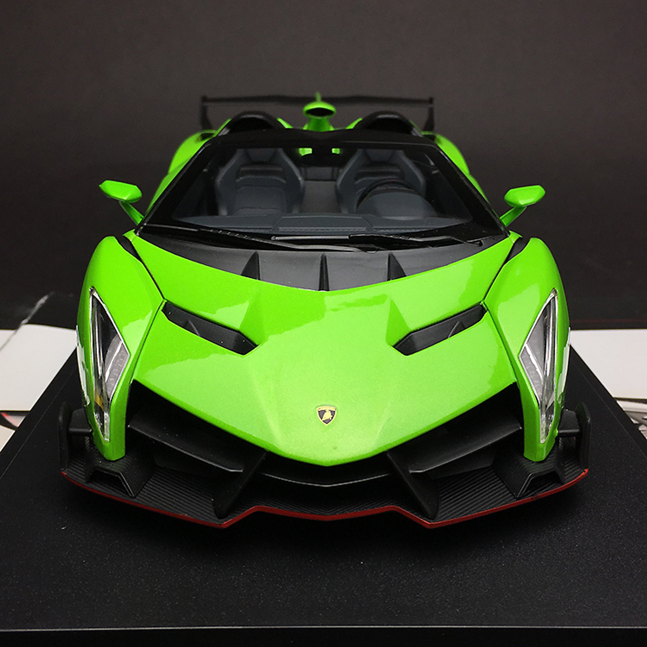すばる 1/18 Kyosho Ousia Lamborghini Veneno Roadster (Green w/ Red