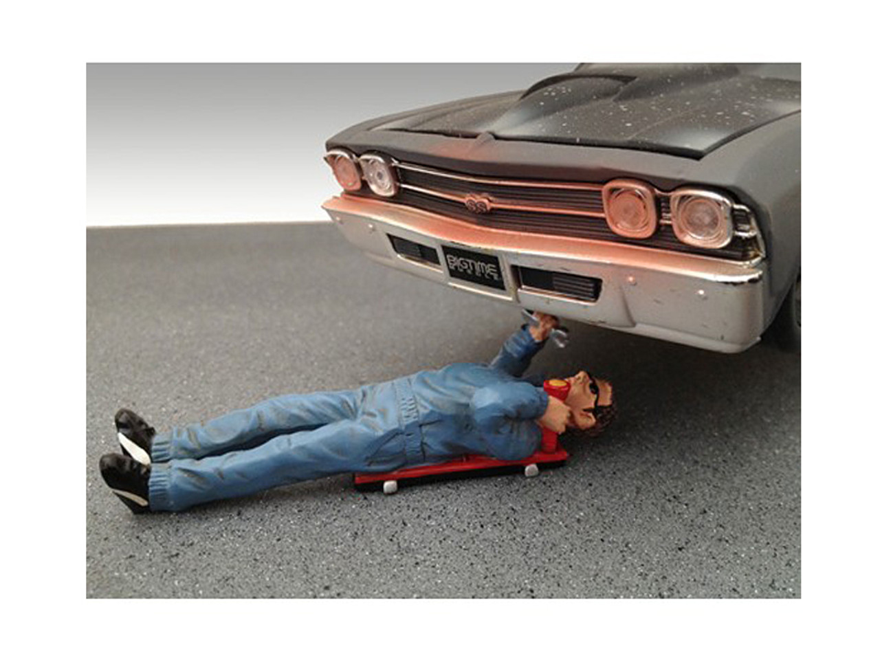 Mechanic Paul Figurine for 1/24 Scale Model Cars by American Diorama