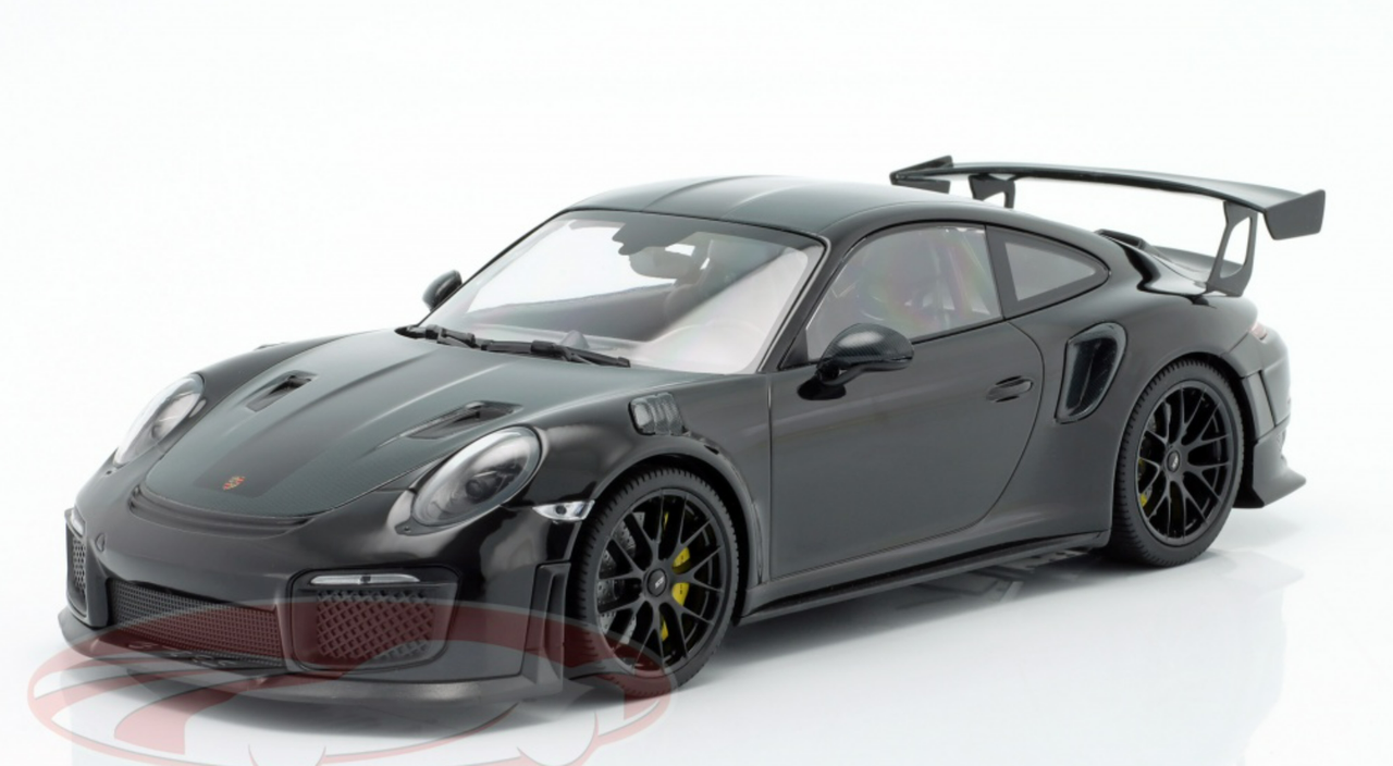 1/18 Minichamps 2018 Porsche 911 (991.2) GT2 RS Weissach Package (Black) Car Model Limited 300 Pieces