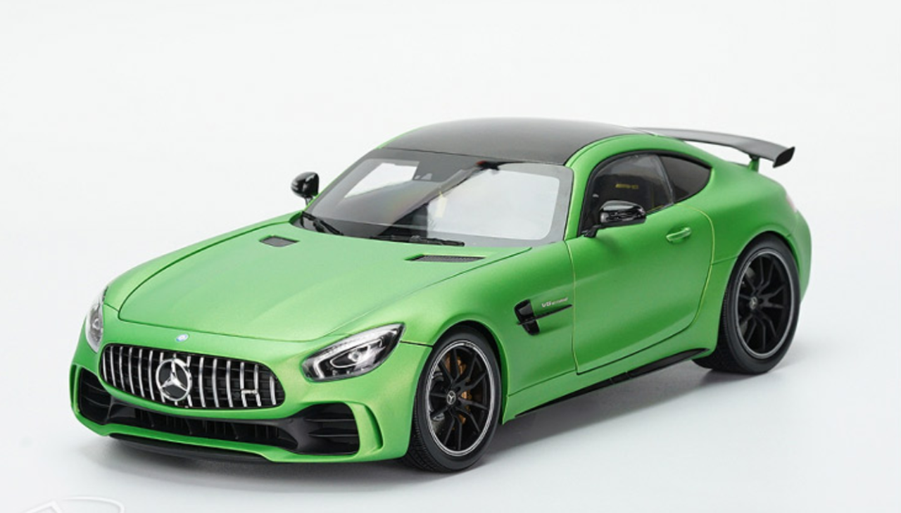 東大ALMOST REAL AMG GT R 1/18 ミニカー