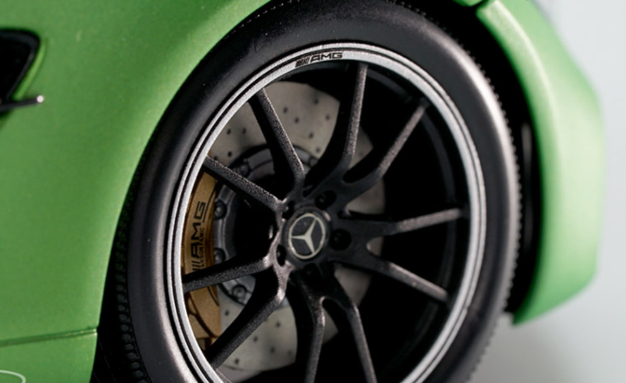 1/18 Almost Real Almostreal Mercedes-Benz MB Mercedes AMG GTR (Green) Diecast Car Model