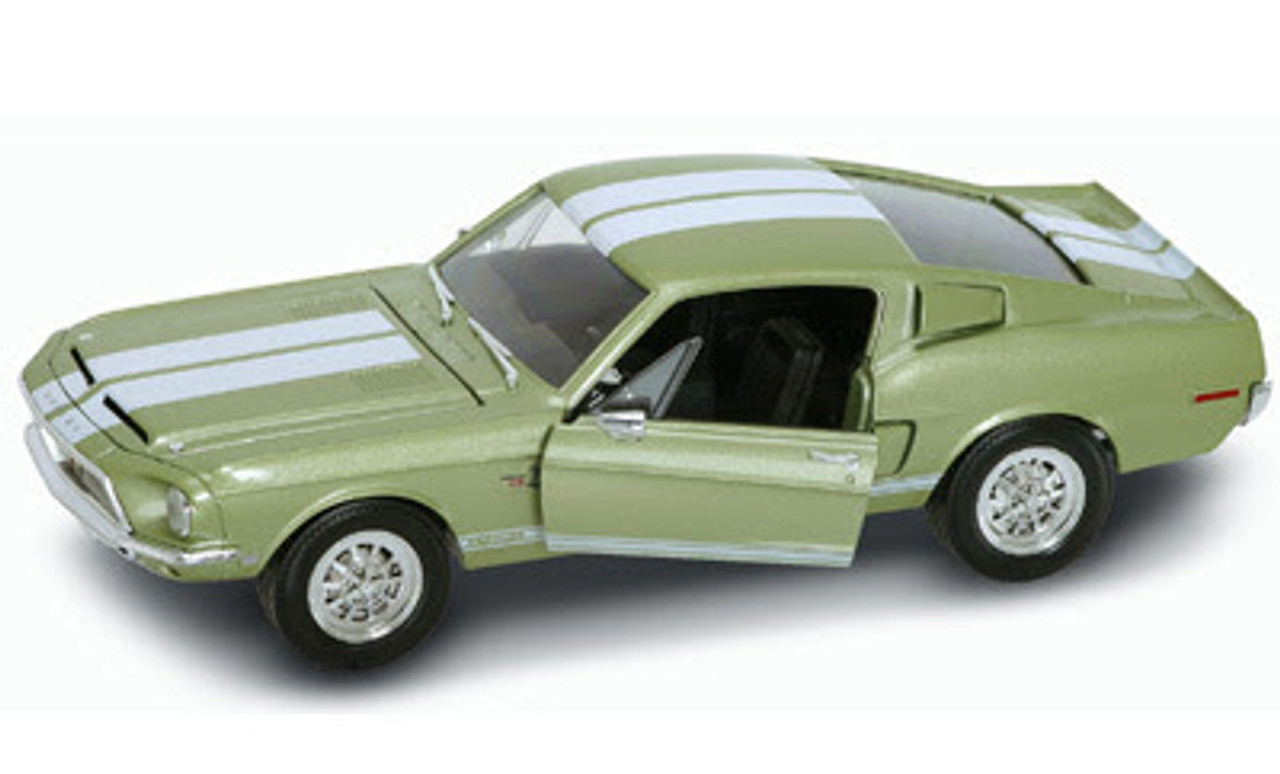 1/18 Road Signature 1968 Shelby GT 500KR (Green) Diecast Model Car