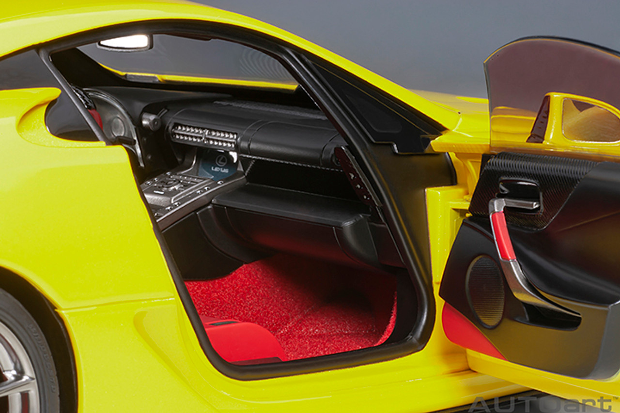 1/18 AUTOart Lexus LFA (Pearl Yellow) Car Model