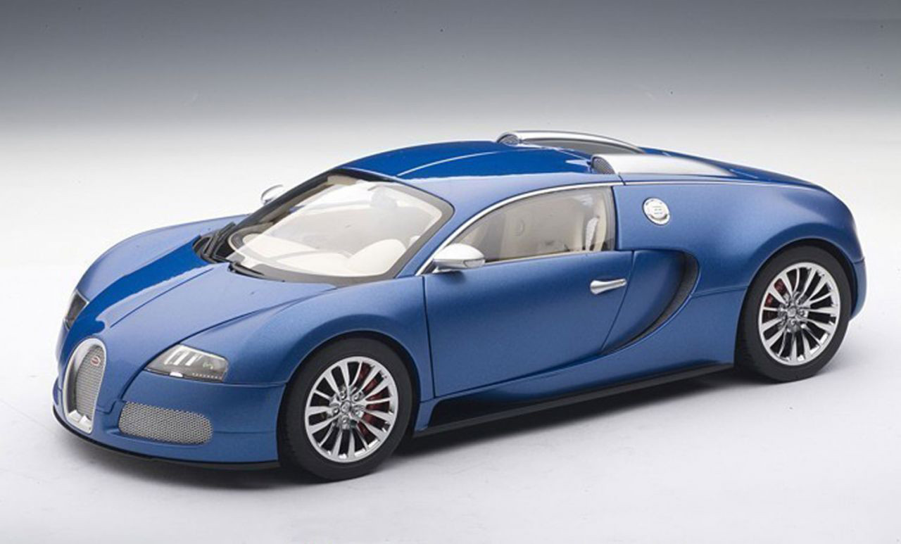 1/18 AUTOart 2009 AUTOart Bugatti EB Veyron 16.4 (Bleu Centenaire