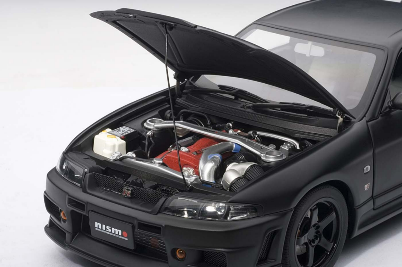 大特価人気AUTOart R34 スカイラインGT-R R チューン　R1 1/18 乗用車