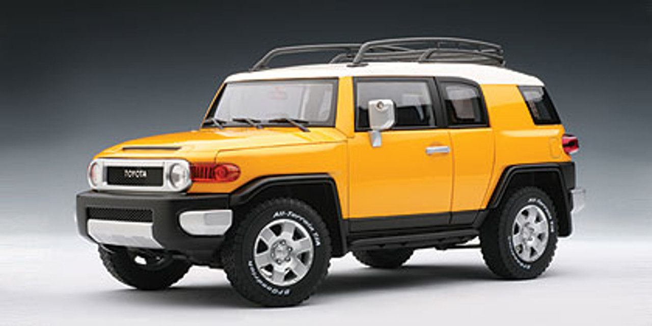 1/18 AUTOart Toyota FJ Cruiser (Yellow) Diecast Car Model 78857