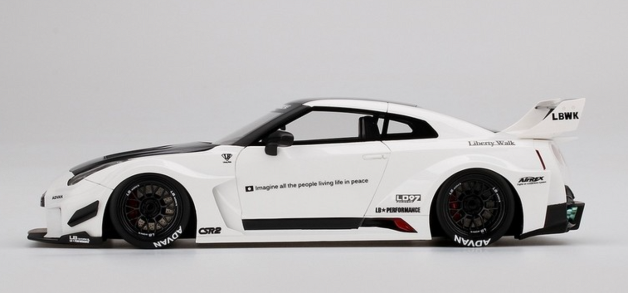 1/18 LB-Silhouette WORKS GT NISSAN 35GT-RR White - LIVECARMODEL.com