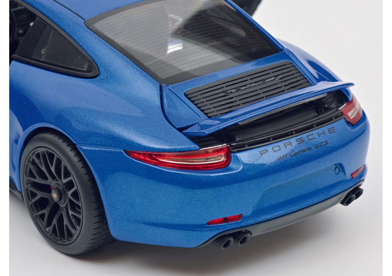 1/18 Schuco 2014 Porsche 911 (991) Carrera GTS Coupe (Blue