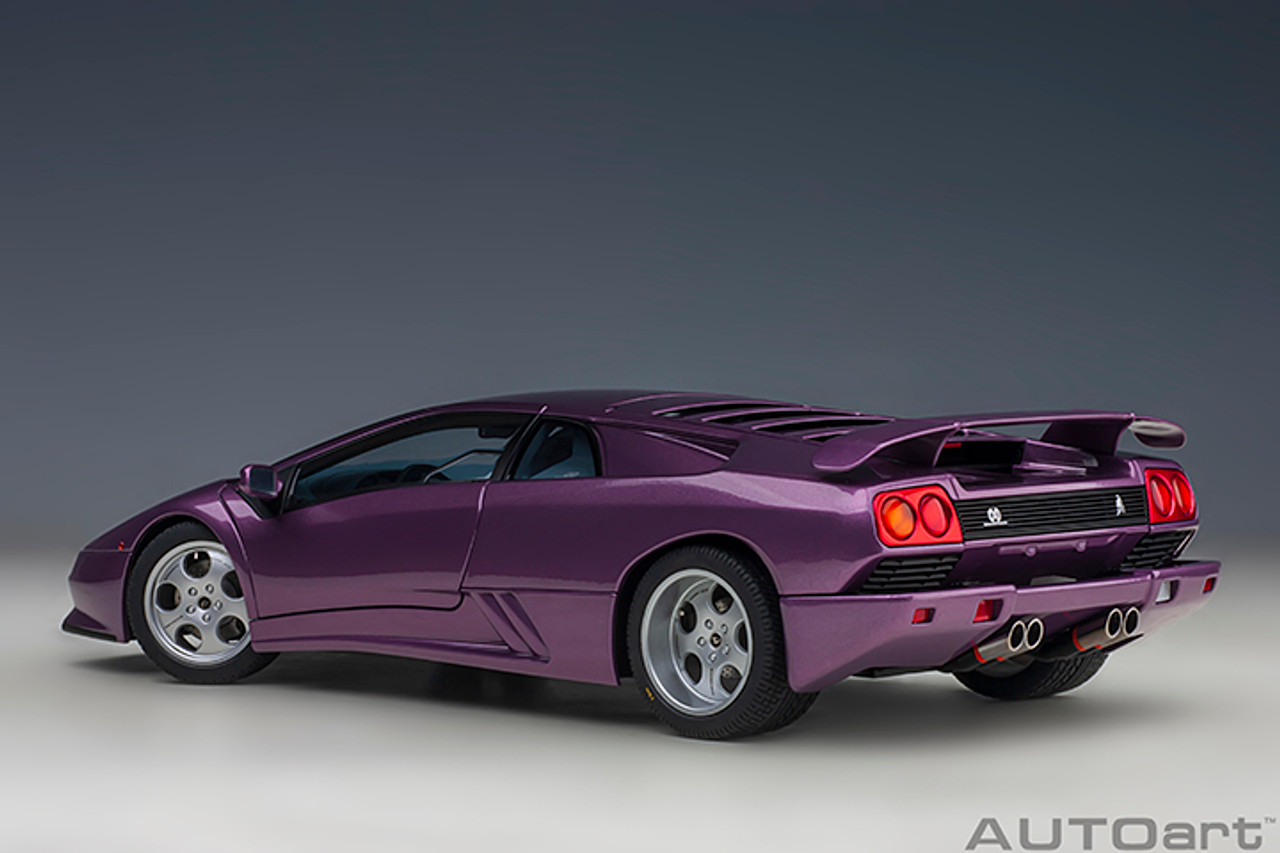 ミニカー AUTOart Lamborghini Diablo 1/18 AUTOart 1:18 Lamborghini Diablo SE30 Jota year 1995 titanium