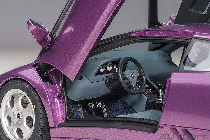1/18 AUTOart Lamborghini Diablo SE30 Giallo Spyder (Violet SE30