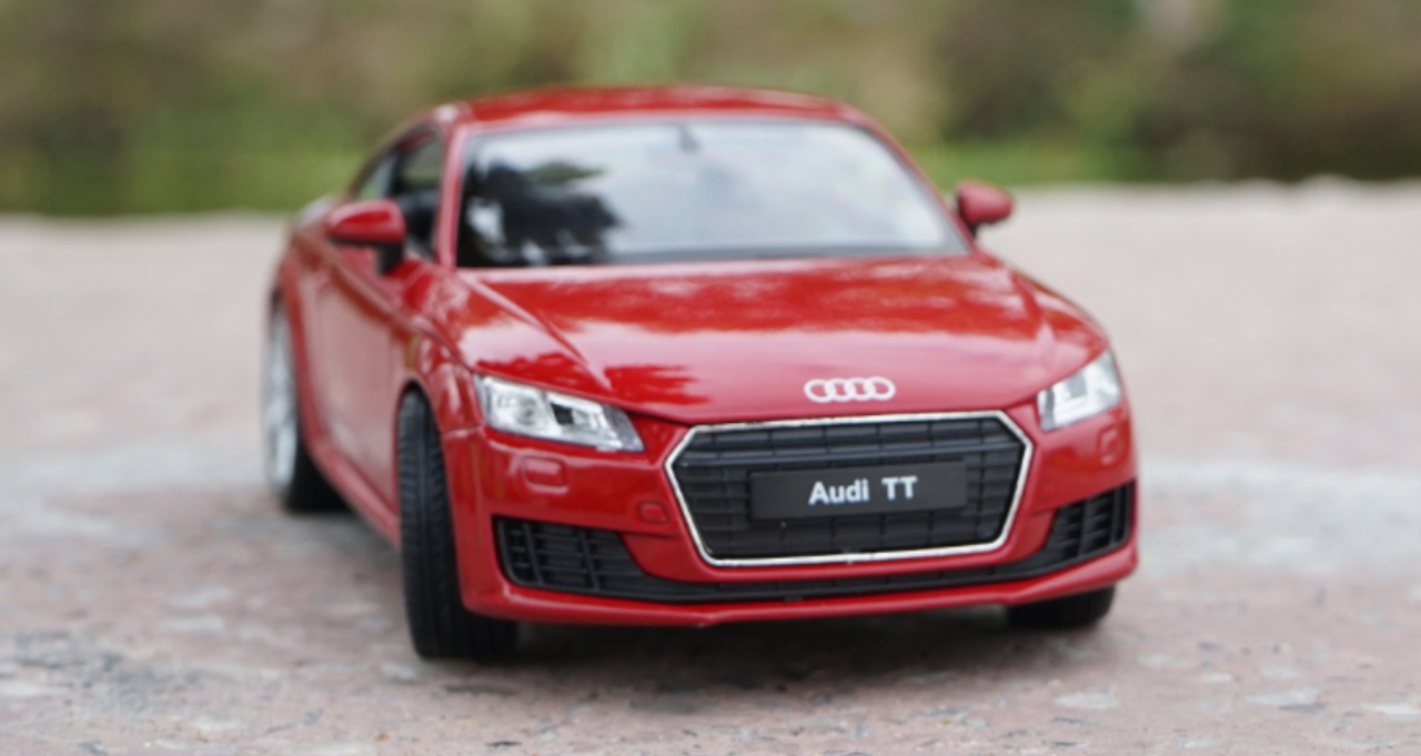 1/24 Welly FX 2014 Audi TT (Red) Diecast Car Model